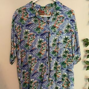 Hawaiian beach shirt